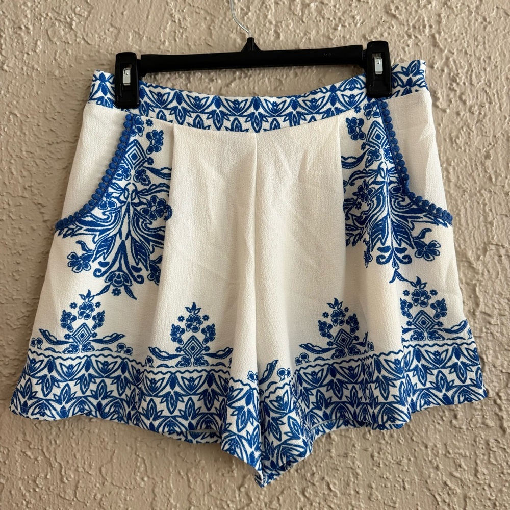 High waisted flowy shorts